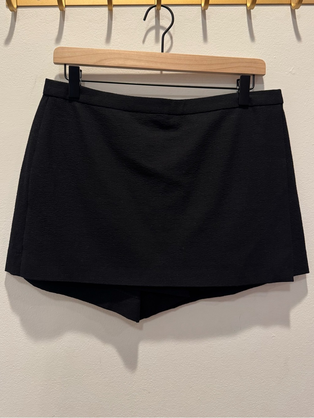 KOTN Black Skort